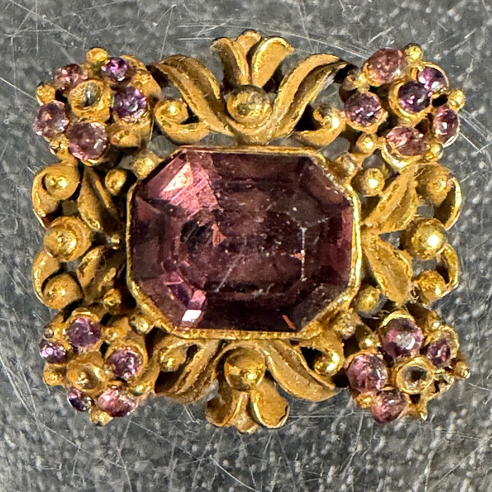 Ciro Vintage Brooch Gold Tone Amethyst Glass Purple Rhinestone Victorian Style